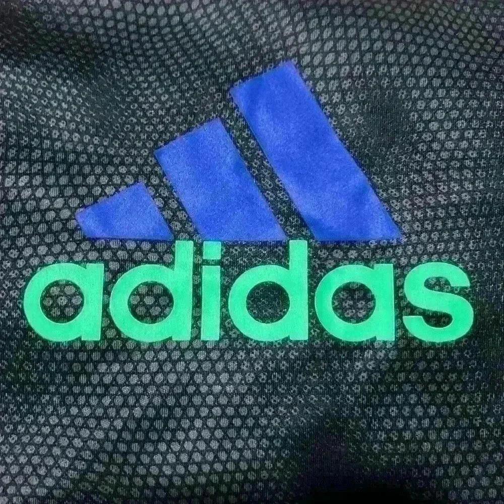 Adidas Long Sleeve Athletic Shirt Climalite Boys Size 6 A0020